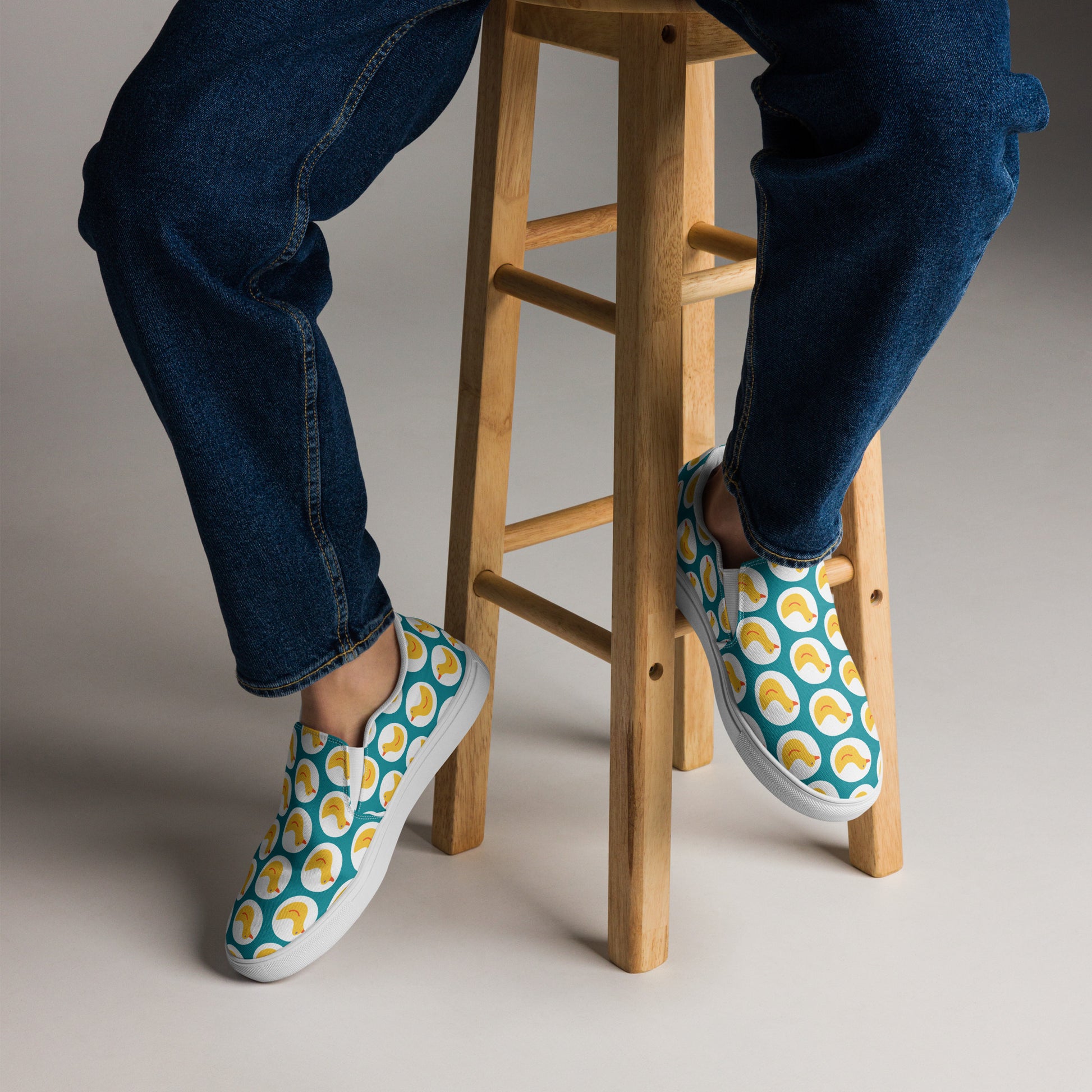 Men’s "Lucky Duck" Slippers - Unwrr