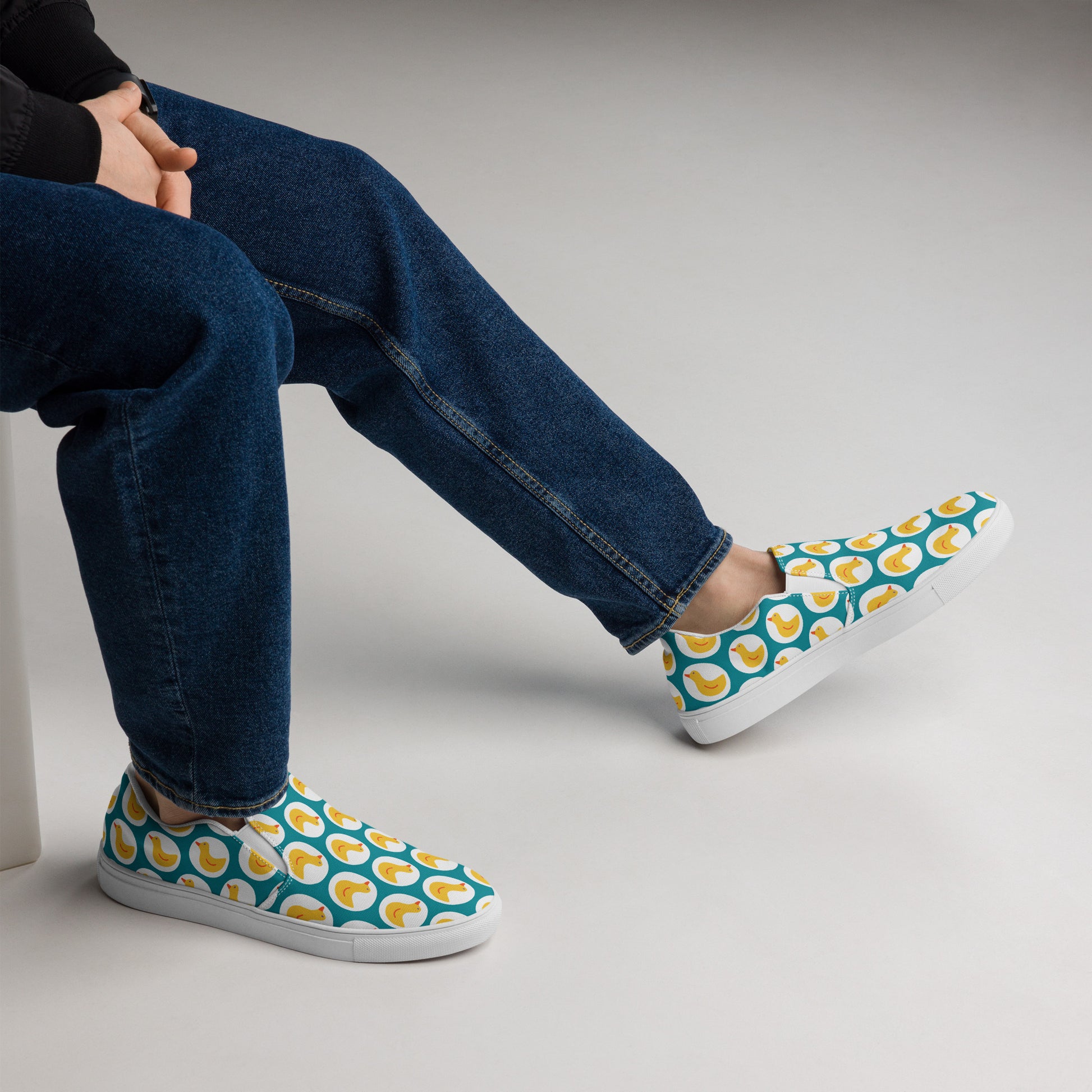 Men’s "Lucky Duck" Slippers - Unwrr