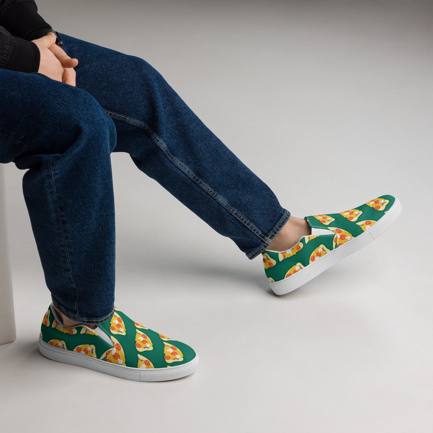 Men’s "Pizza" Slippers - Unwrr